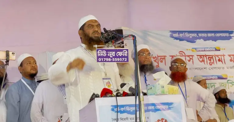 বাংলাদেশ খেলাফত মজলিশের আমির শাইখুল হাদিস আল্লামা মামুনুল হক